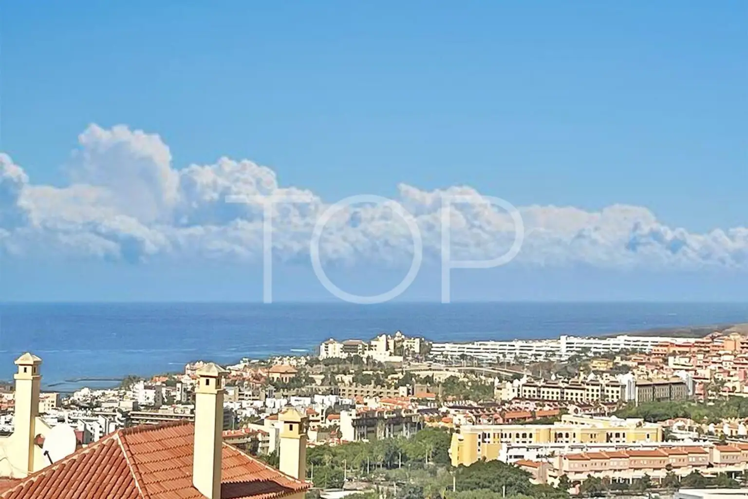 Apartment for sale with spectacular sea views