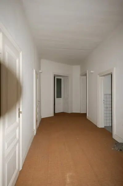 IHR SANIERUNGSPROJEKT - 3-ZIMMER-ALTBAUWOHNUNG MIT TERRASSE