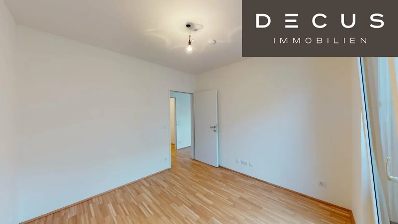 / NEUBAU / AB JÄNNER / RICHTUNG OSTEN / NIEDRIGENERGIEHAUS / ZWEI ZIMMER / 4. STOCK / 12 QM BALKON