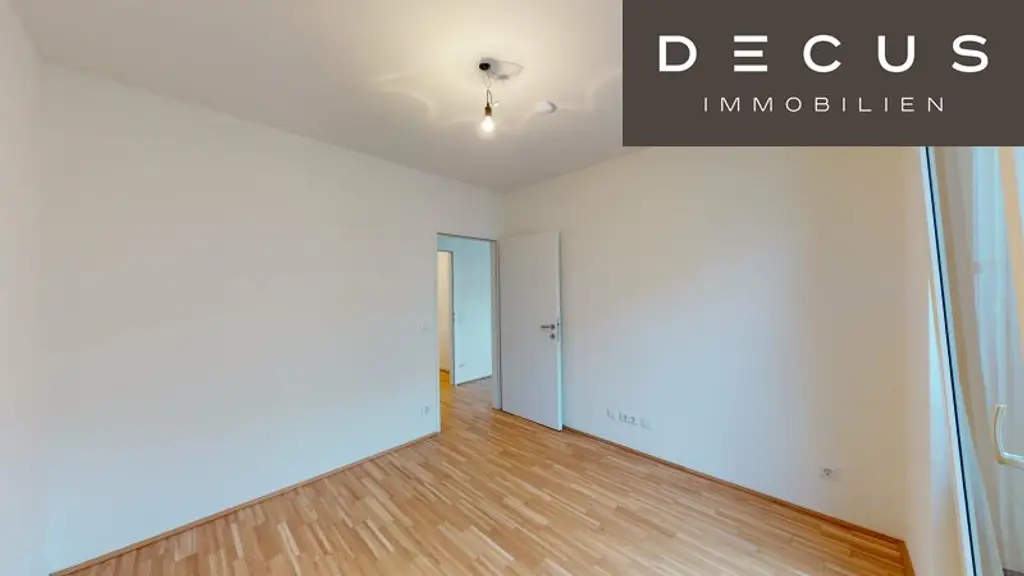 / NEUBAU / AB JÄNNER / RICHTUNG OSTEN / NIEDRIGENERGIEHAUS / ZWEI ZIMMER / 4. STOCK / 12 QM BALKON