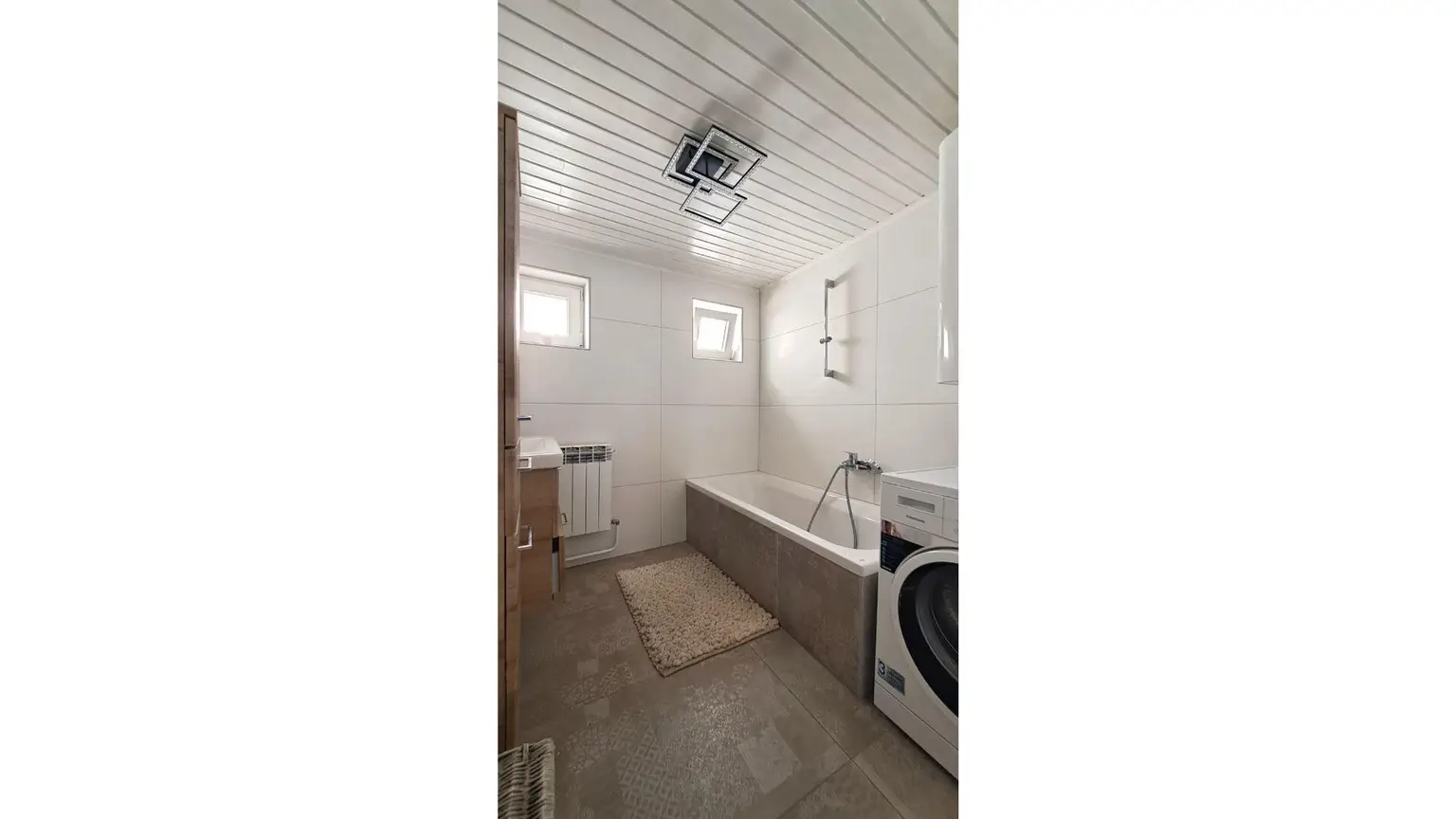 Badezimmer 1