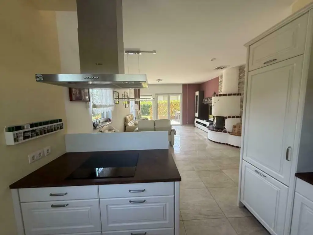 *** Eleganter und stilvoller Bungalow in begehrter Siedlungslage *** unmittelbare Nähe zur Stadt Feldbach ***