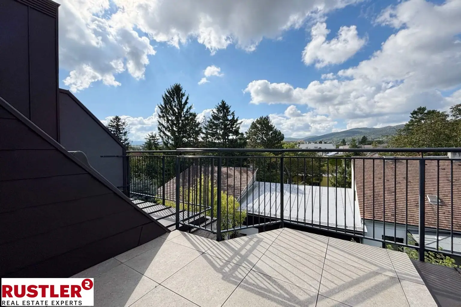 Wohnen auf 2 Ebenen mit Weitblick