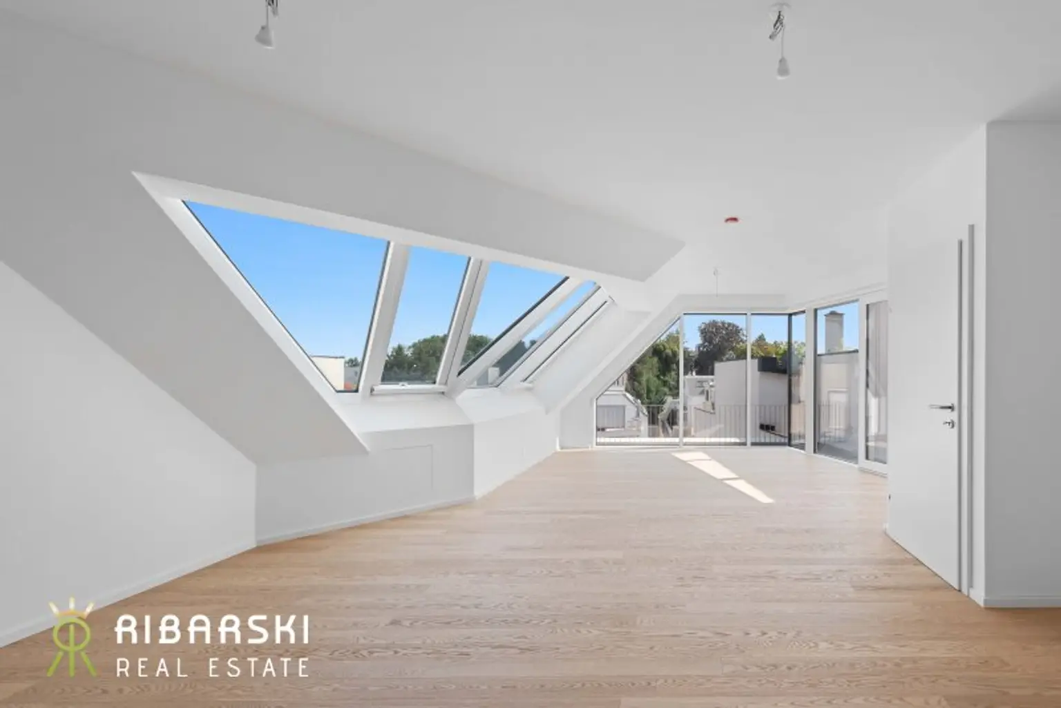 PROVISIONSFREI inkl. 1 TG Platz - Wohnen in Verbundenheit - Raumwunder mit großer nordseitiger Terrasse - B Top 1