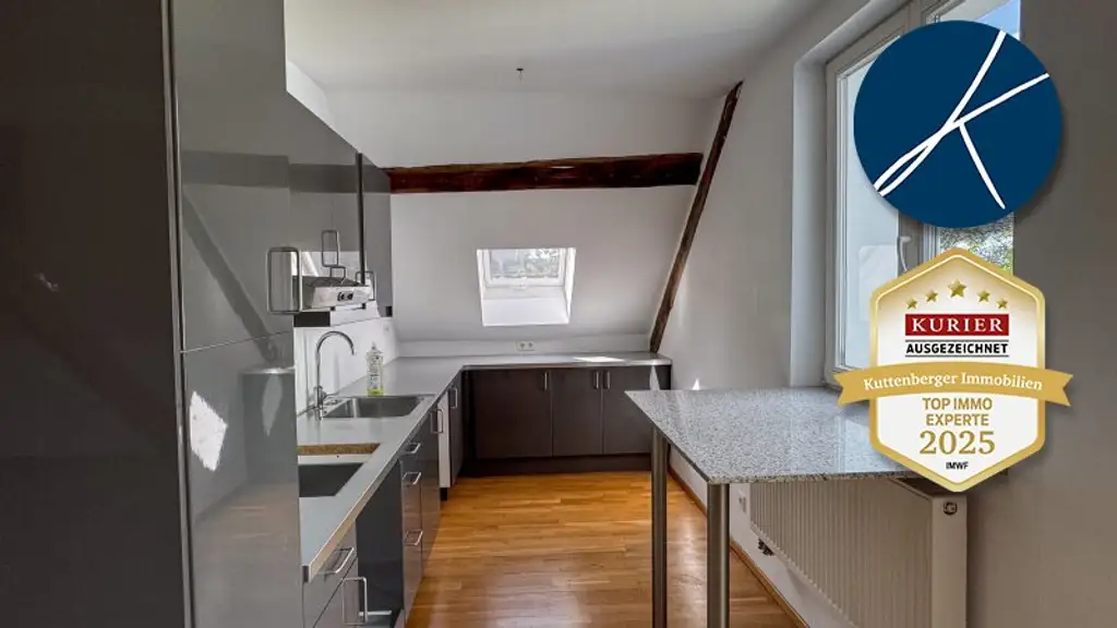 Traumhafte Wohnung mit historischem Charme in idyllischer Lage - WARM UND INKL. BK!