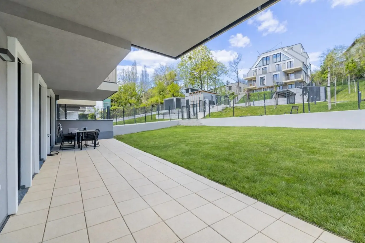 I | ++ MEHR PLATZ. MEHR GLÜCK. ++ 4-ZIMMER mit SONNENGARTEN | Prima Service Immobilien