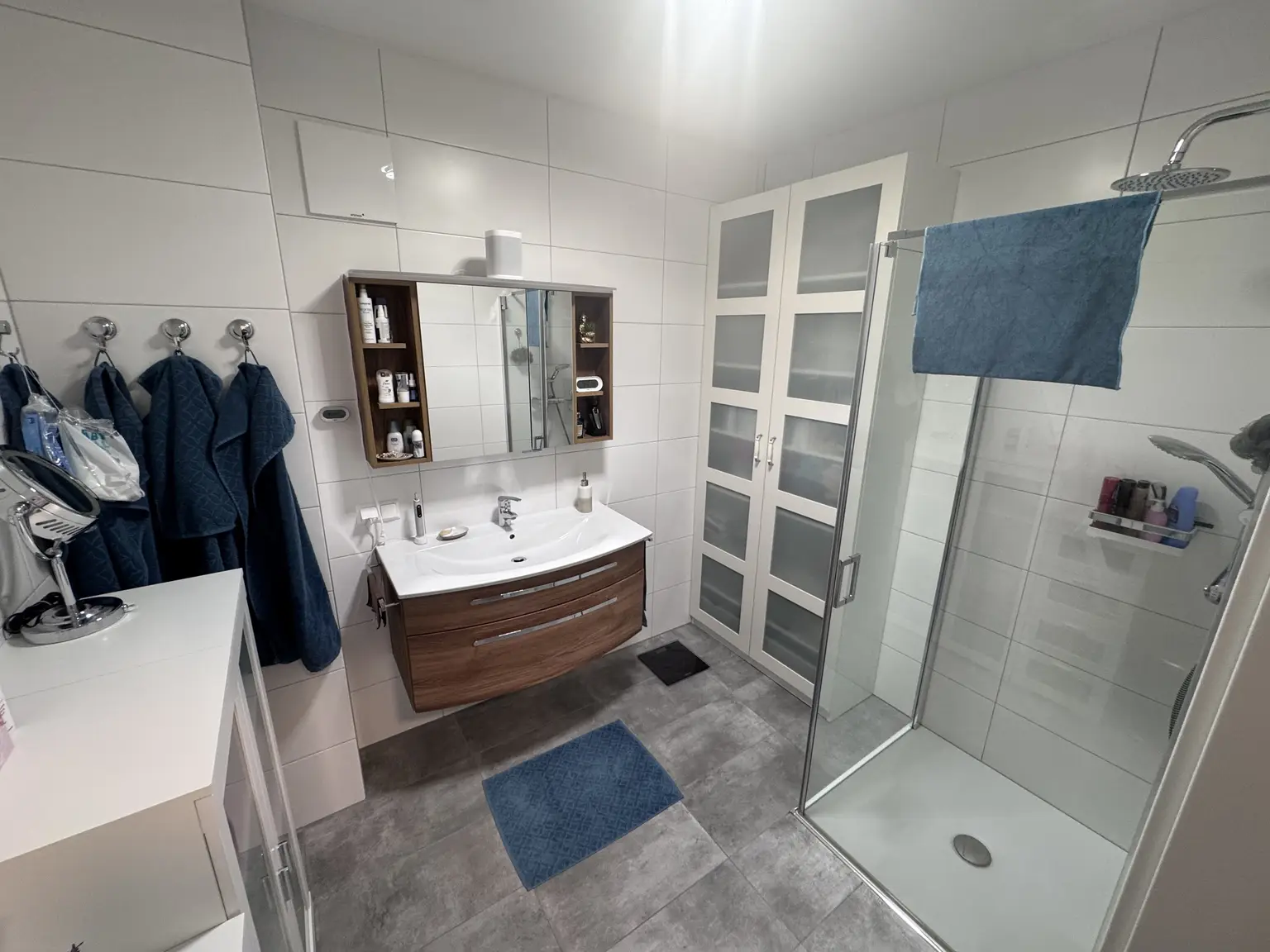 Moderne 2-Zi-Wohnung mit Balkon und Tiefgarage in Villach!