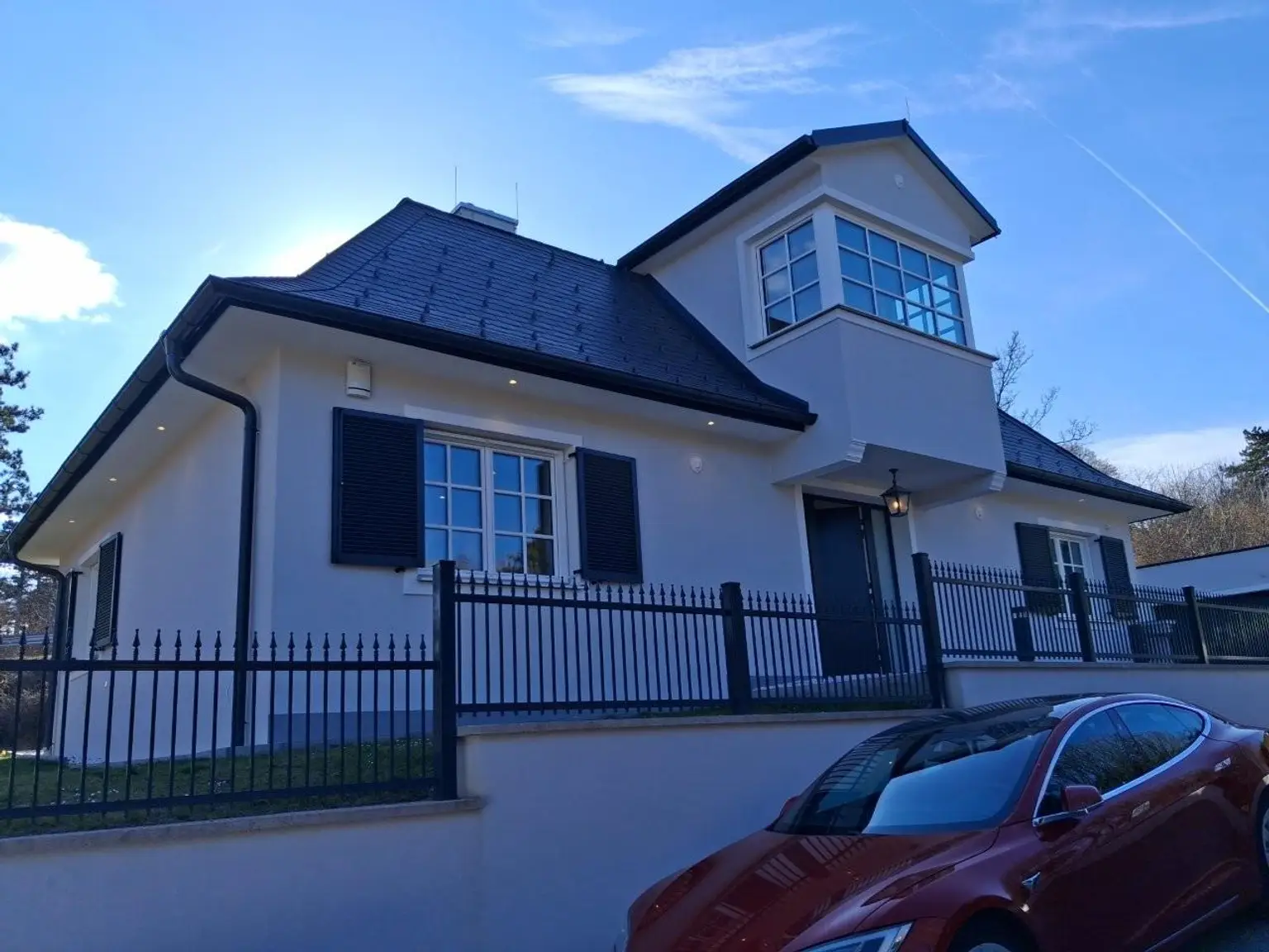 27 Haus Frontansicht 2721