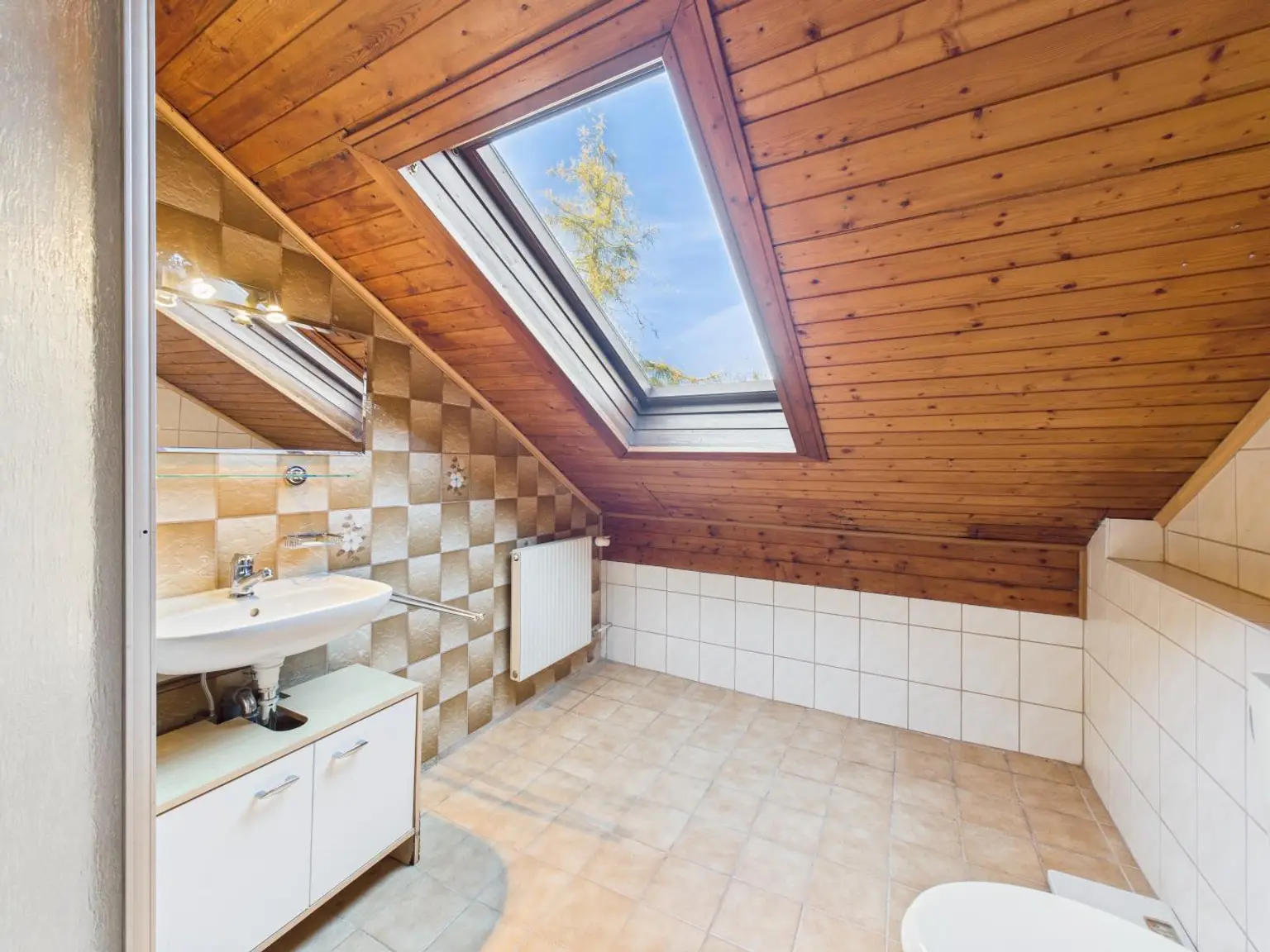 Ein "Zuhause" mit Potenzial in bester Lage