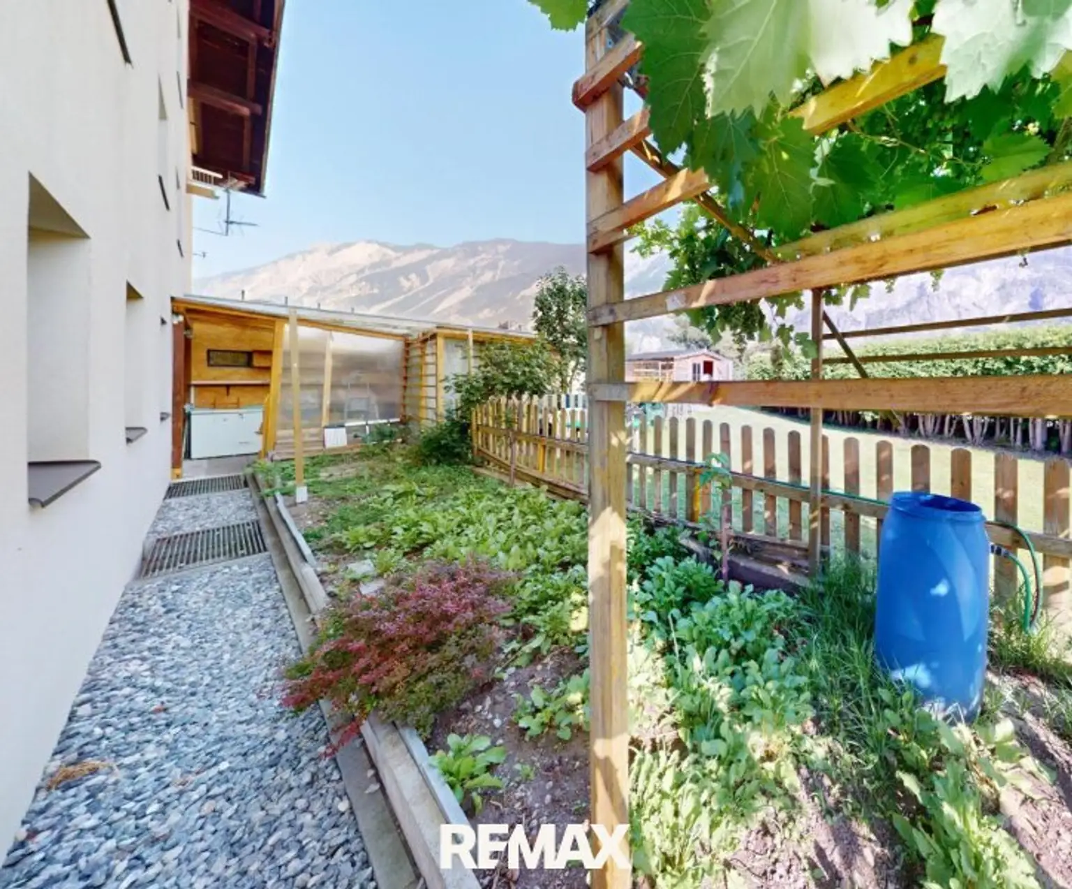 Wohnung - Haiming - Garten