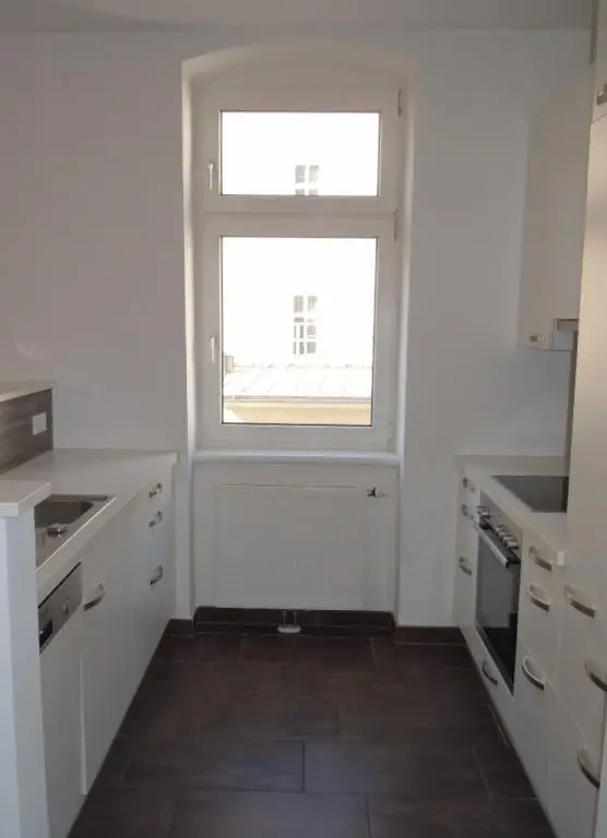 Helle 2-Zimmer-Wohnung mit Balkon - verfügbar ab Dezember 2025