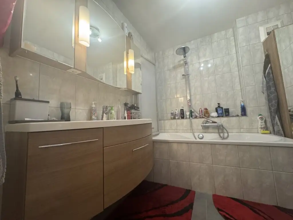 MIETE! *schöne große Wohnung mit Garten, Terrasse und Garage im schönen Thaur (Kapons)