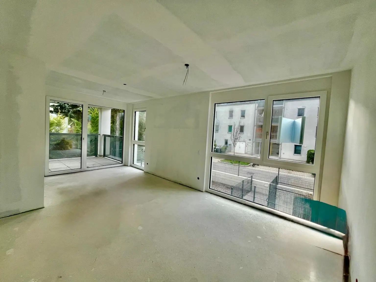 9a75d05e-3cdf-4e86-8