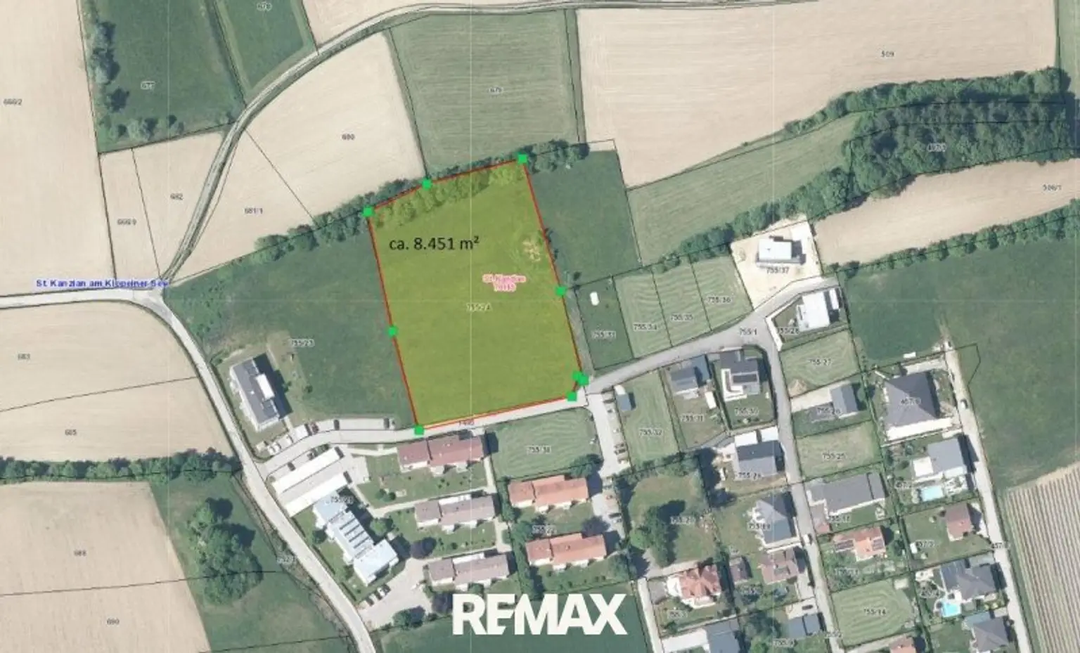 Kagis ca. 8.451m² mit Bemaßung