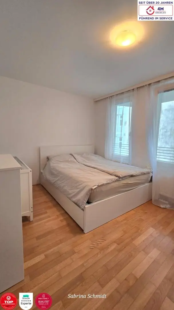 Moderne Maisonette mit 3 Zimmern, optionalen Garagenplatz & französischen Balkon in 1090 Wien (AKH) -hell, zentral und ruhig*