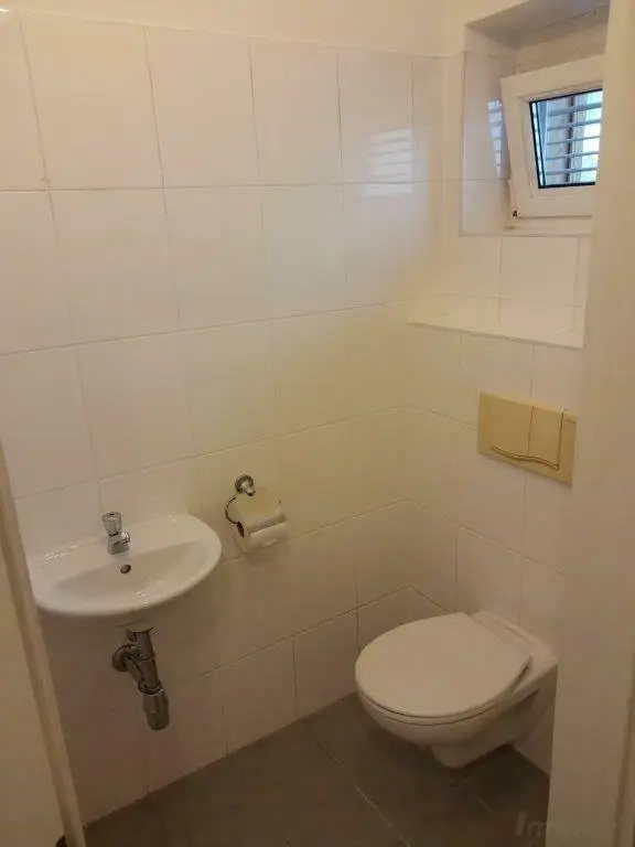 Provisionsfreie 3-Zimmerwohnung mit Terrasse und Tiefgarage Nähe LKH/Med-UNI - Leonhardstraße zu vermieten!