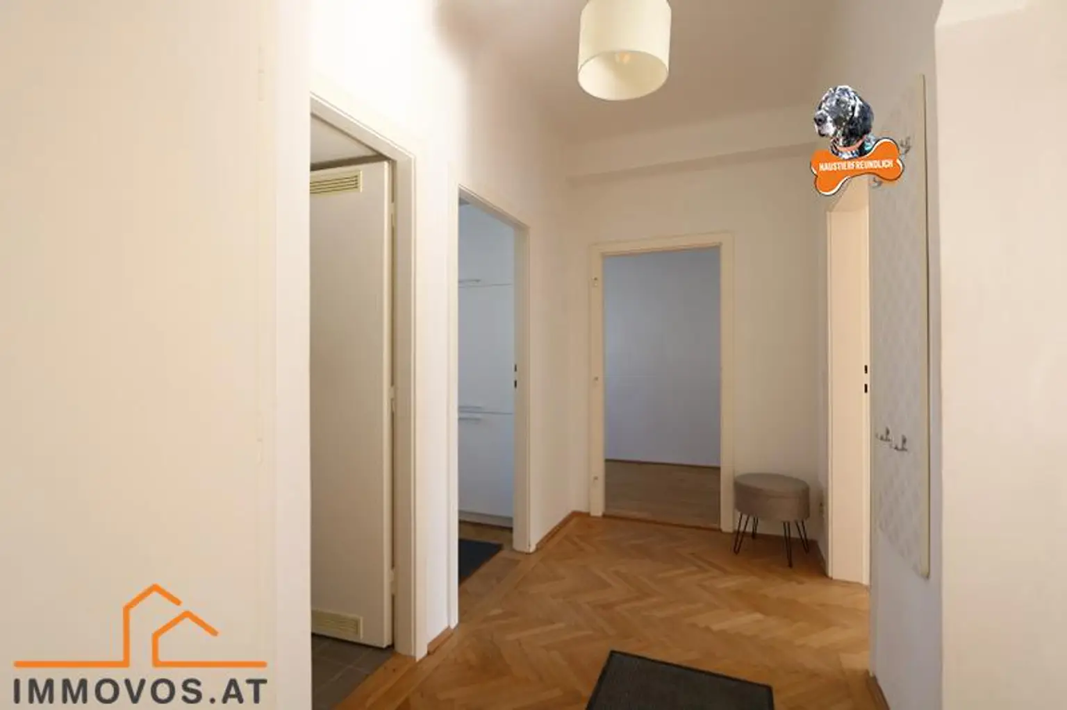 Vorraum zum Wohnbereich offen