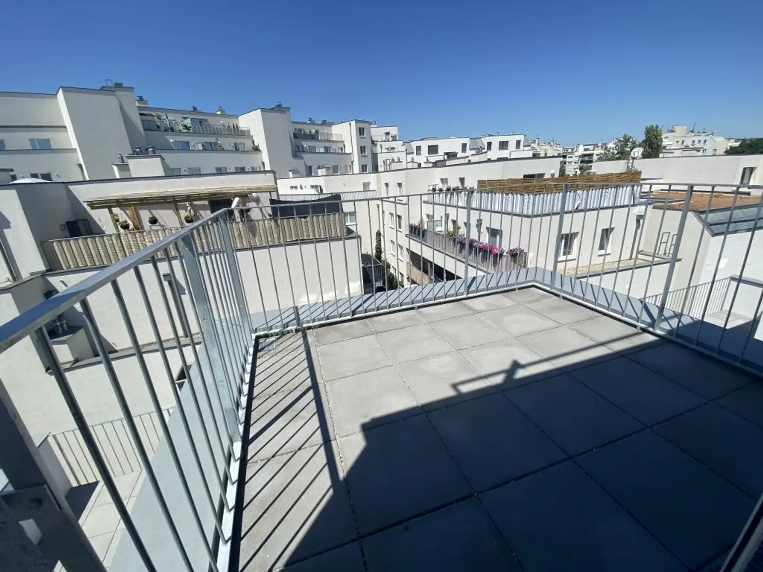 Neubauwohnung im Dachgeschoß mit 10m² Terrasse!!!