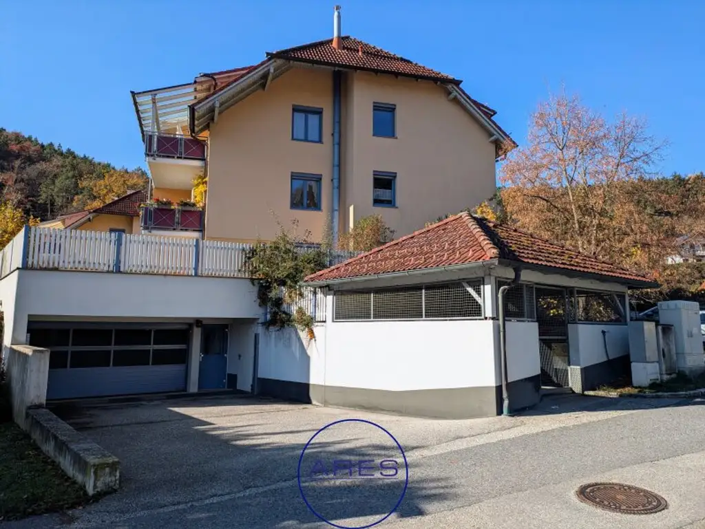 Sonnige Terrassenwohnung am Kremsfluss