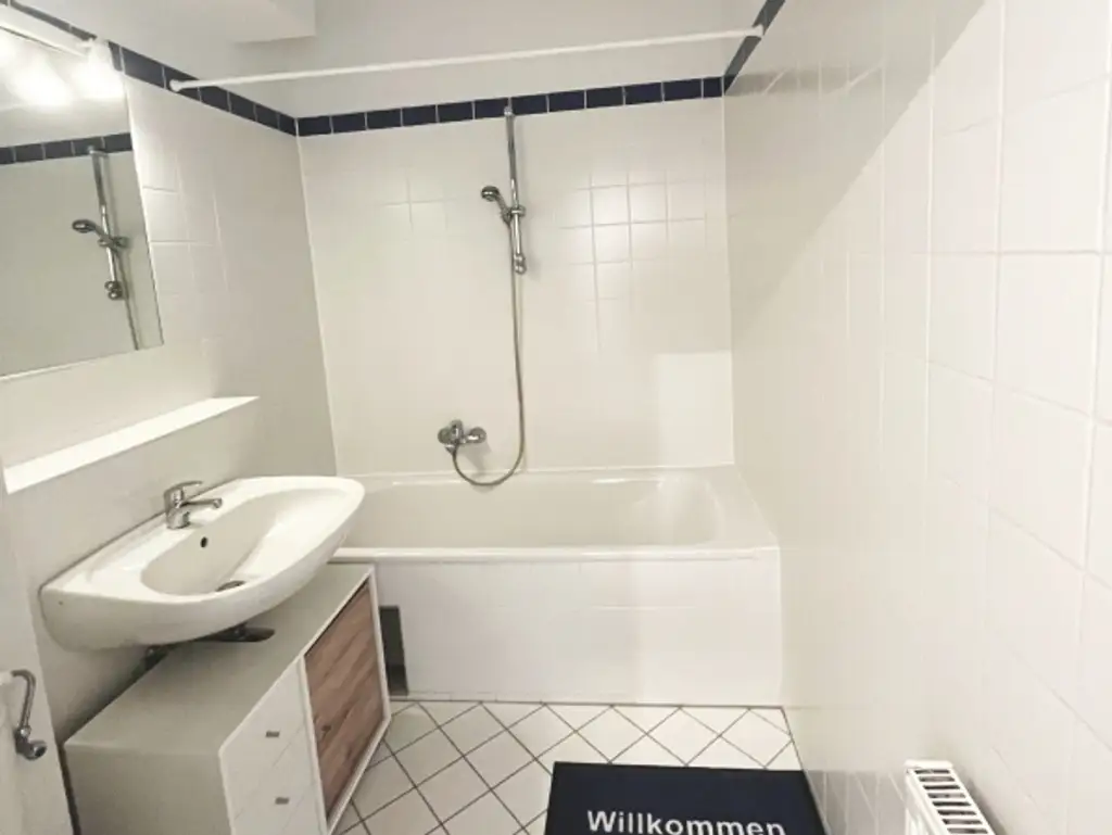 Gemütliche 1-Zimmer-Wohnung mit Terrasse - Nahe U4 Braunschweiggasse