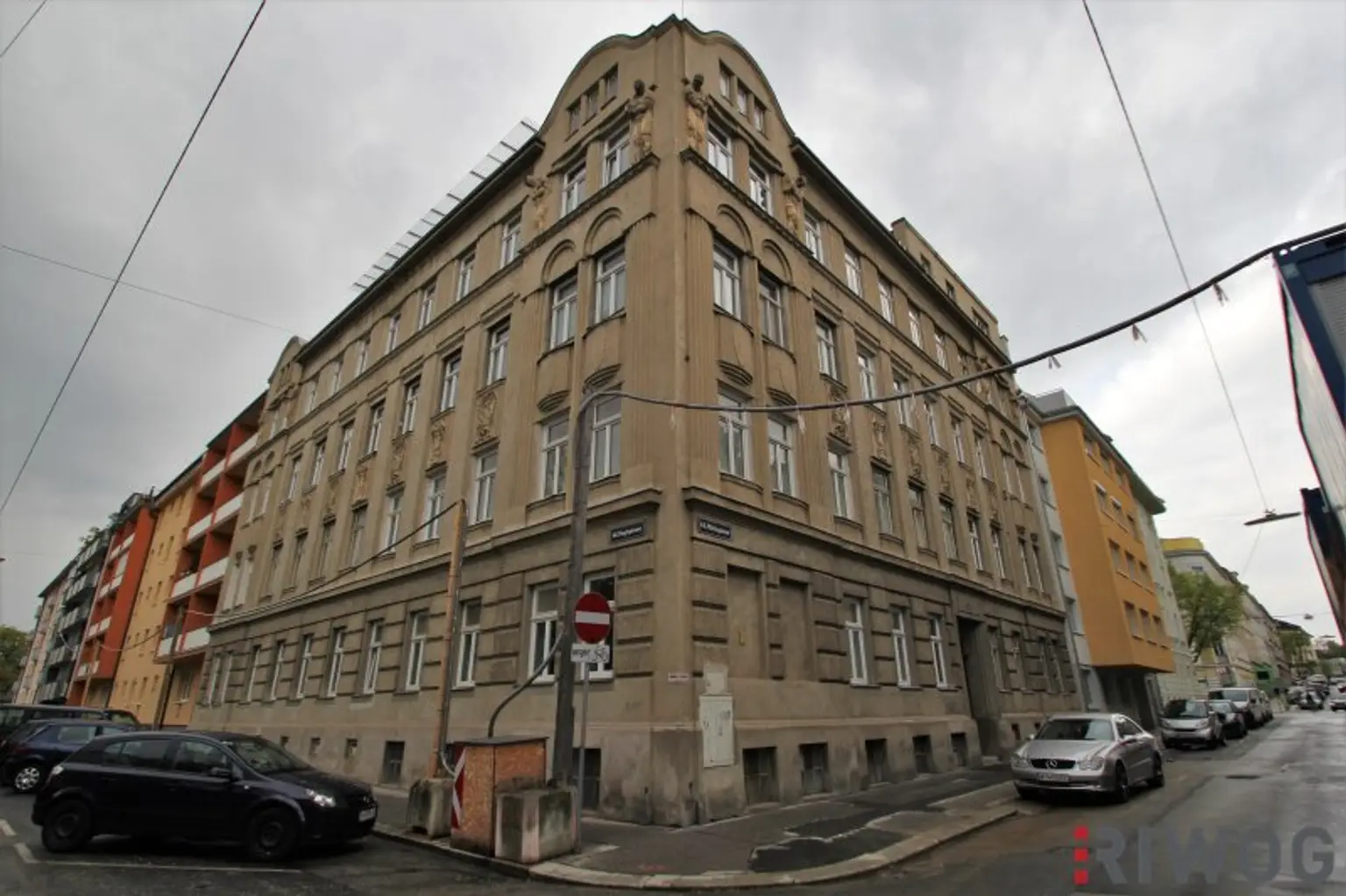 U3 Hütteldorfer Straße II Dachgeschoss II 2-Zimmer mit Wohnküche II Nähe Wien Penzing Bahnhof und S45 Breitensee