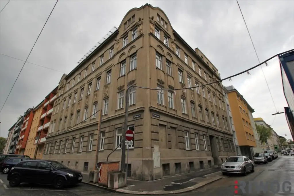 U3 Hütteldorfer Straße II Dachgeschoss II 2-Zimmer mit Wohnküche II Nähe Wien Penzing Bahnhof und S45 Breitensee