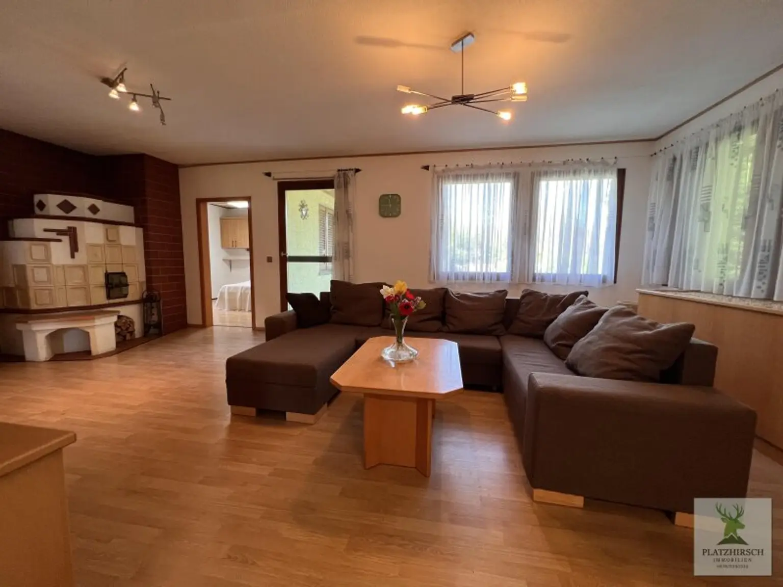 Halloweenspezial zum Superpreis !! ELK Bungalow auf 148m2 Vollkeller, 8 Fahrminuten von der Schnellbahn