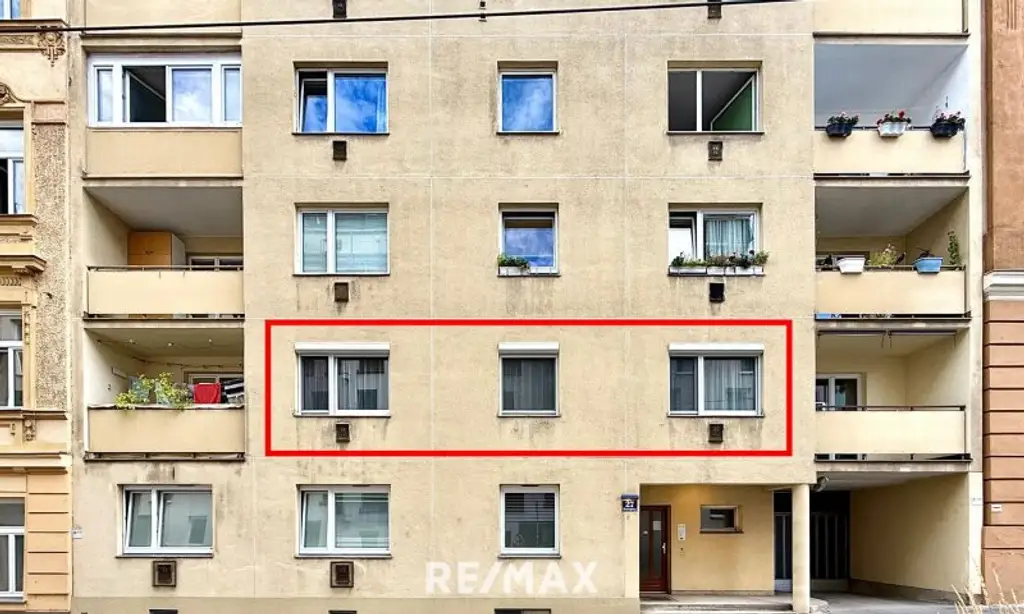 Wunderschöne top sanierte 2 Zimmerwohnung! 4% Rendite für Anleger!