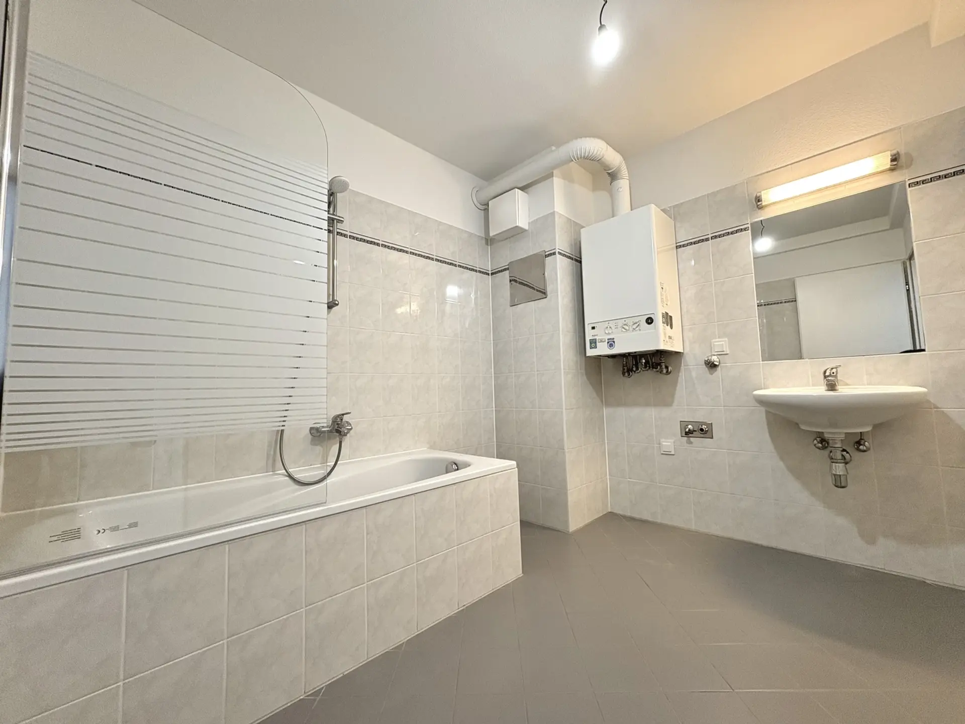 20250327_111250137_iOS