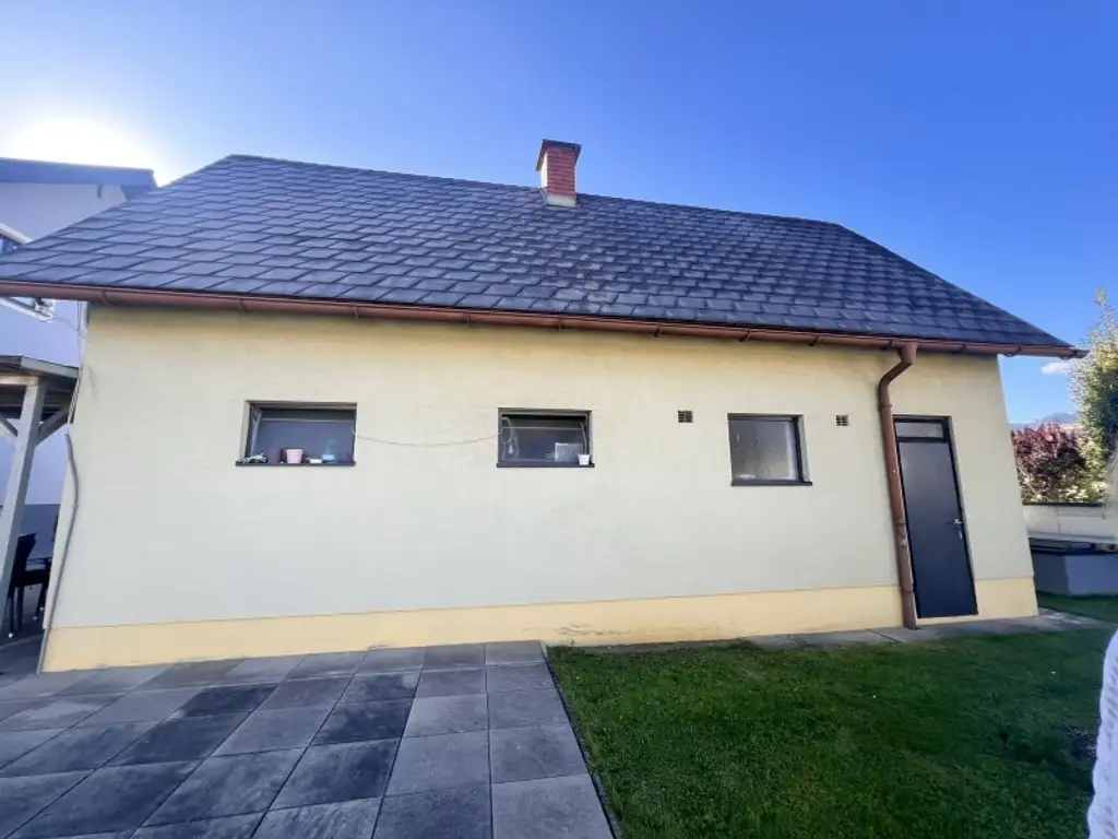 "sonnige Lage - schöner Garten" - Wohnhaus mit Charme in Bestlage