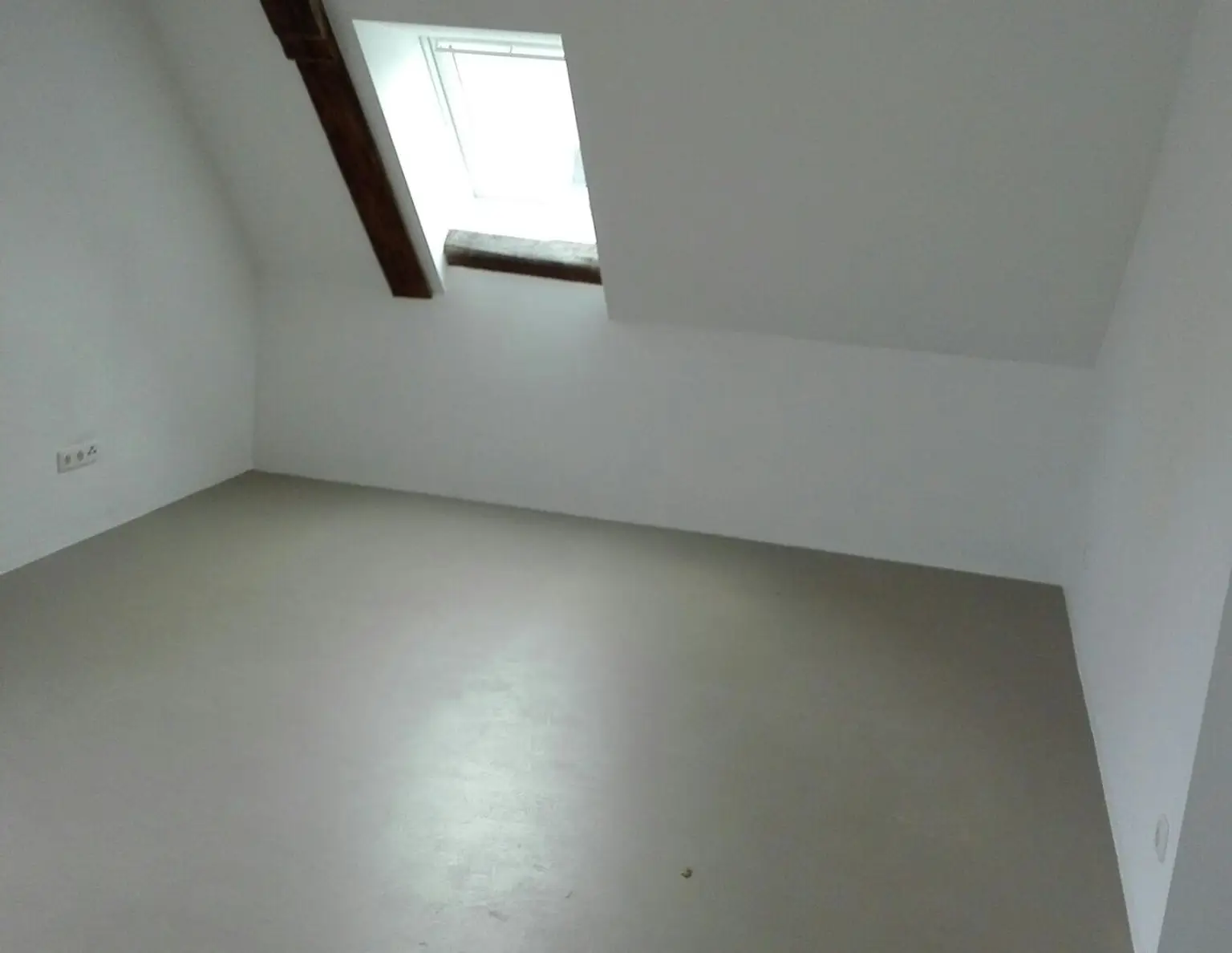 schöne 3-Zimmer-Wohnung mit möblierter Küche im Zentrum von Schärding