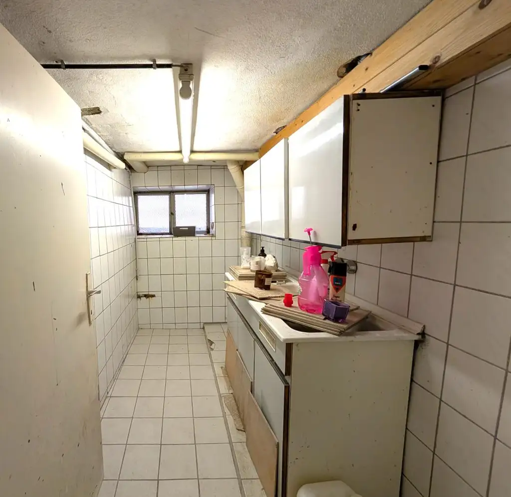 Liebevoll saniertes Einfamilienhaus in Ruhelage m. Doppelgarage - wartet auf Ihren Einzug