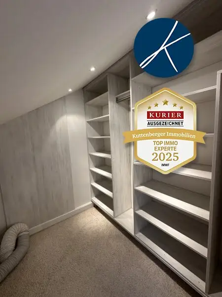 Großzügige Maisonette-Wohnung mit Parkplatz in zentraler Wohnlage