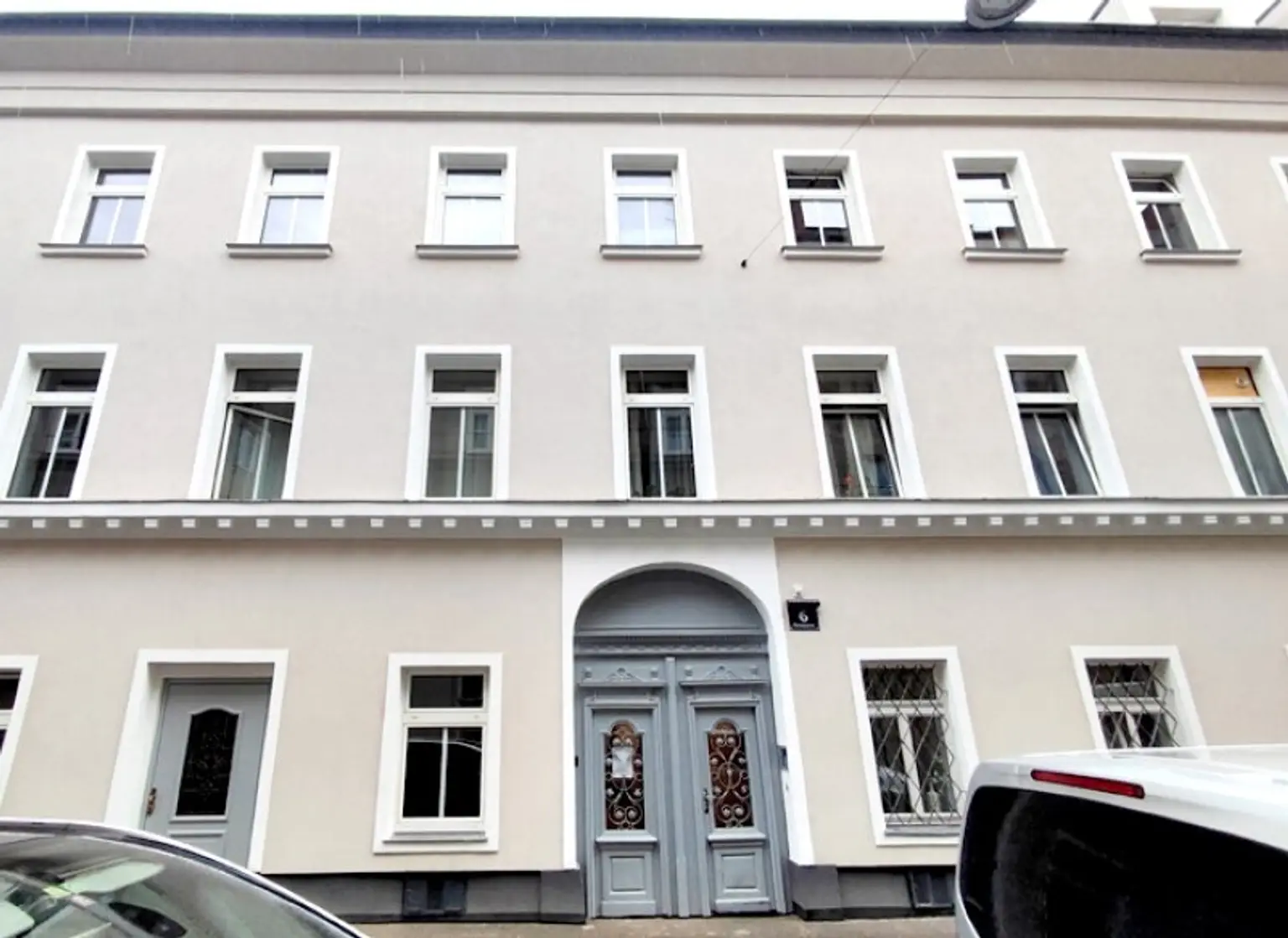 Krongasse! 3-Zimmer Altbau-Erstbezug in liebevoll saniertem Altbauhaus - Top13