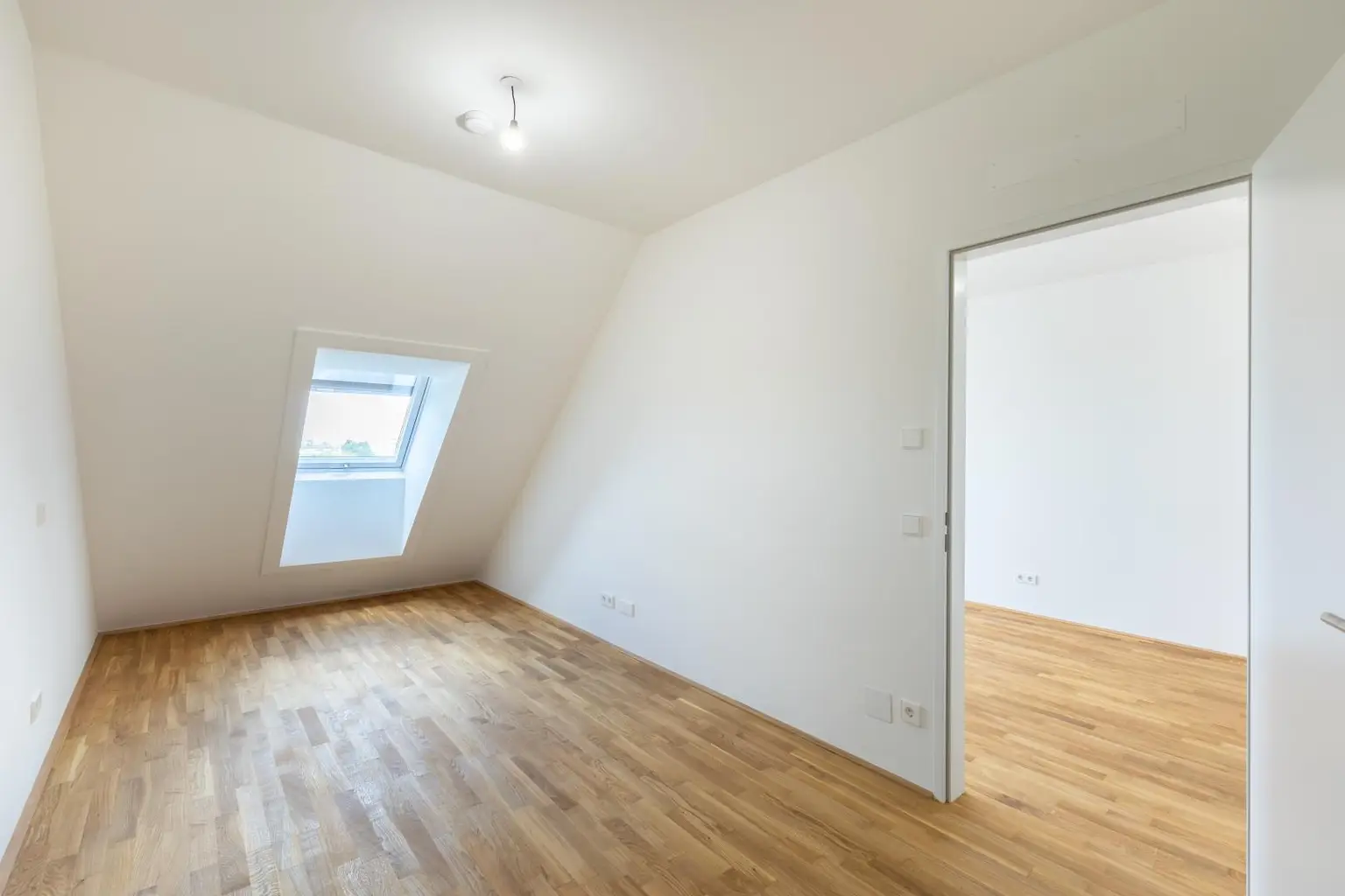 2-Zimmer-Wohnung mit Balkon Richtung Innenhof - inkl. Tiefgaragenstellplatz