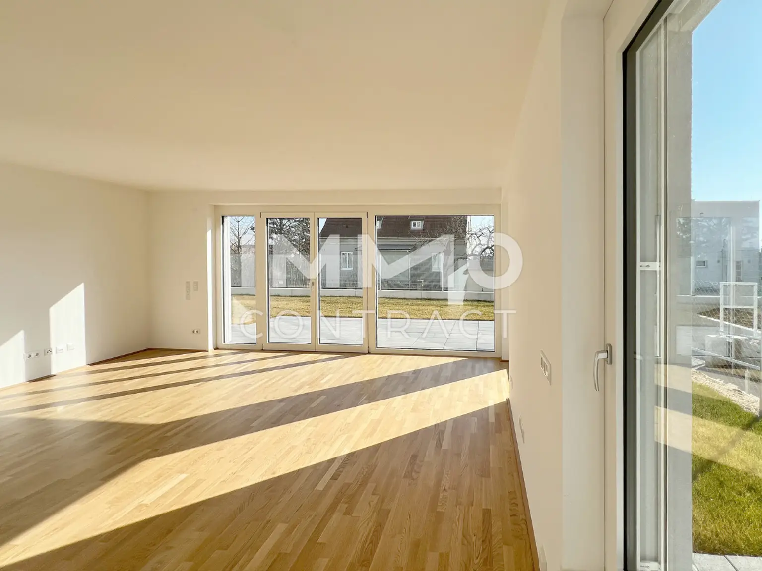 KREMSER WOHNDOMIZIL
4Zi- 109qm- Gartenwohnung, Lift, 
Tiefgarage, in beliebter Grünruhelage