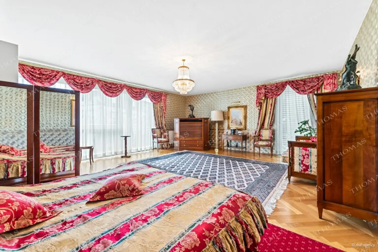 Exklusive Döblinger Villa mit Blick über Wien & die Neustifter Weinberge!