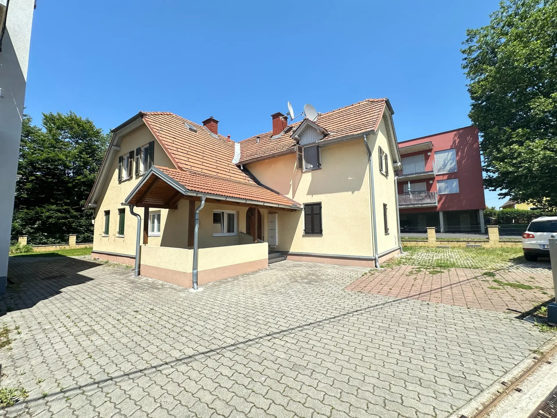 Preisreduktion!! Graz-Liebenau: Anlegerliegenschaft mit 9 Wohneinheiten, 2 Gebäuden und laufendem Cashflow