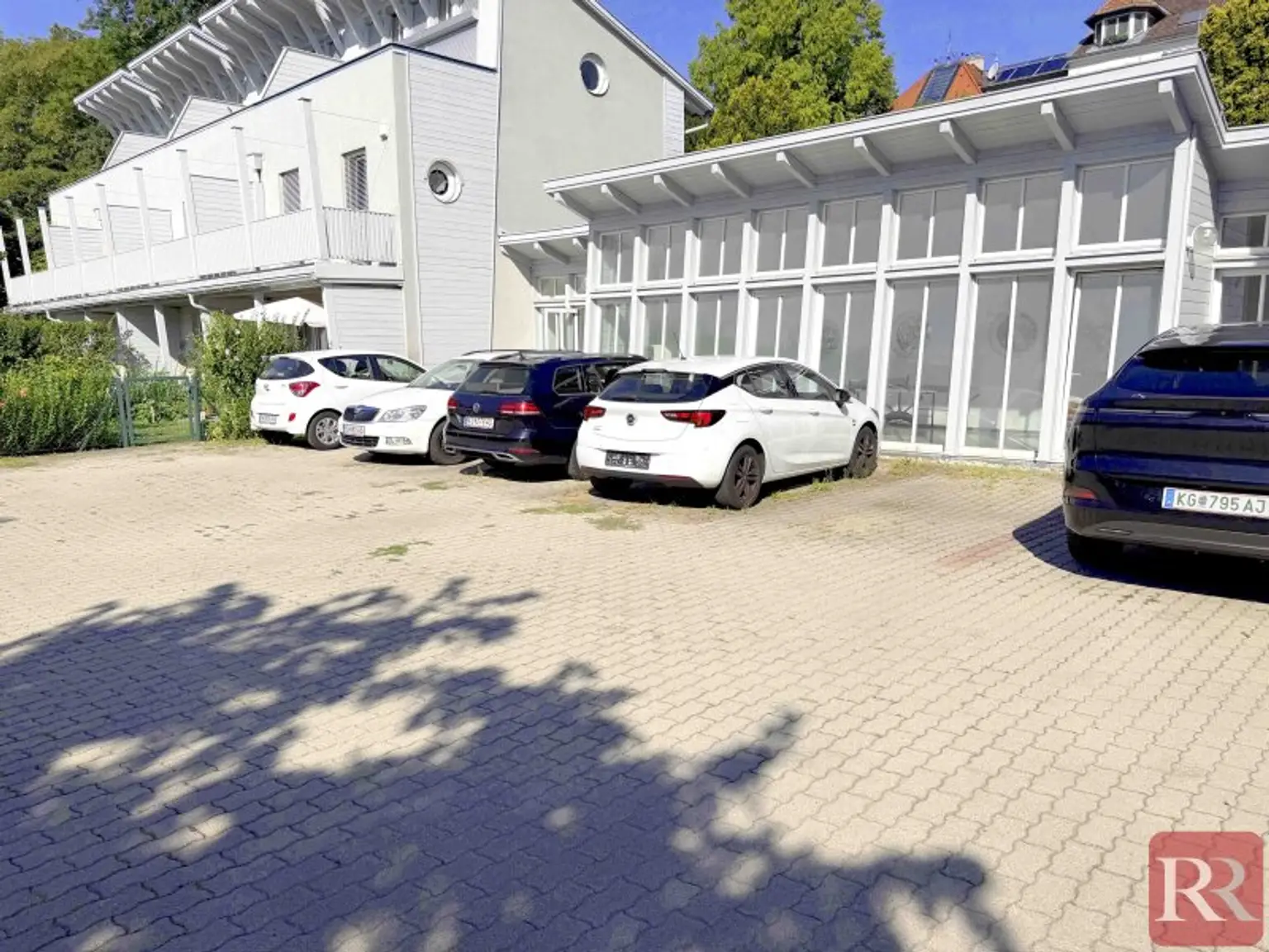 14_Parkplatz