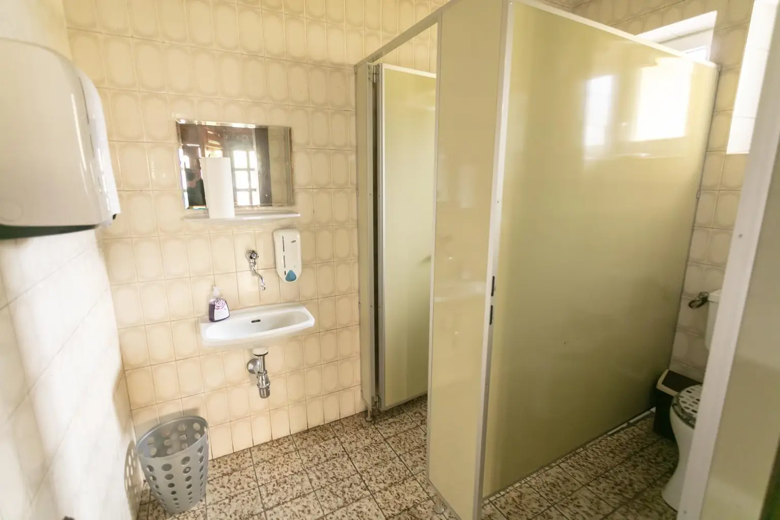 Gasthaus_ WC_ Damen