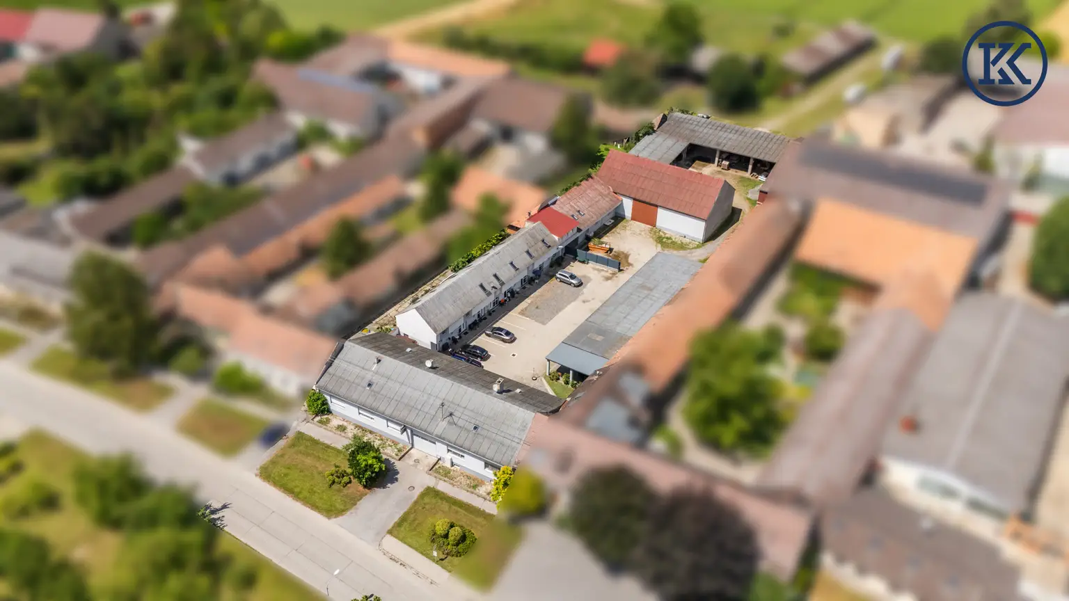 Lebendiges Unternehmen mit monatlichen Einnahmen von 10-12.000€