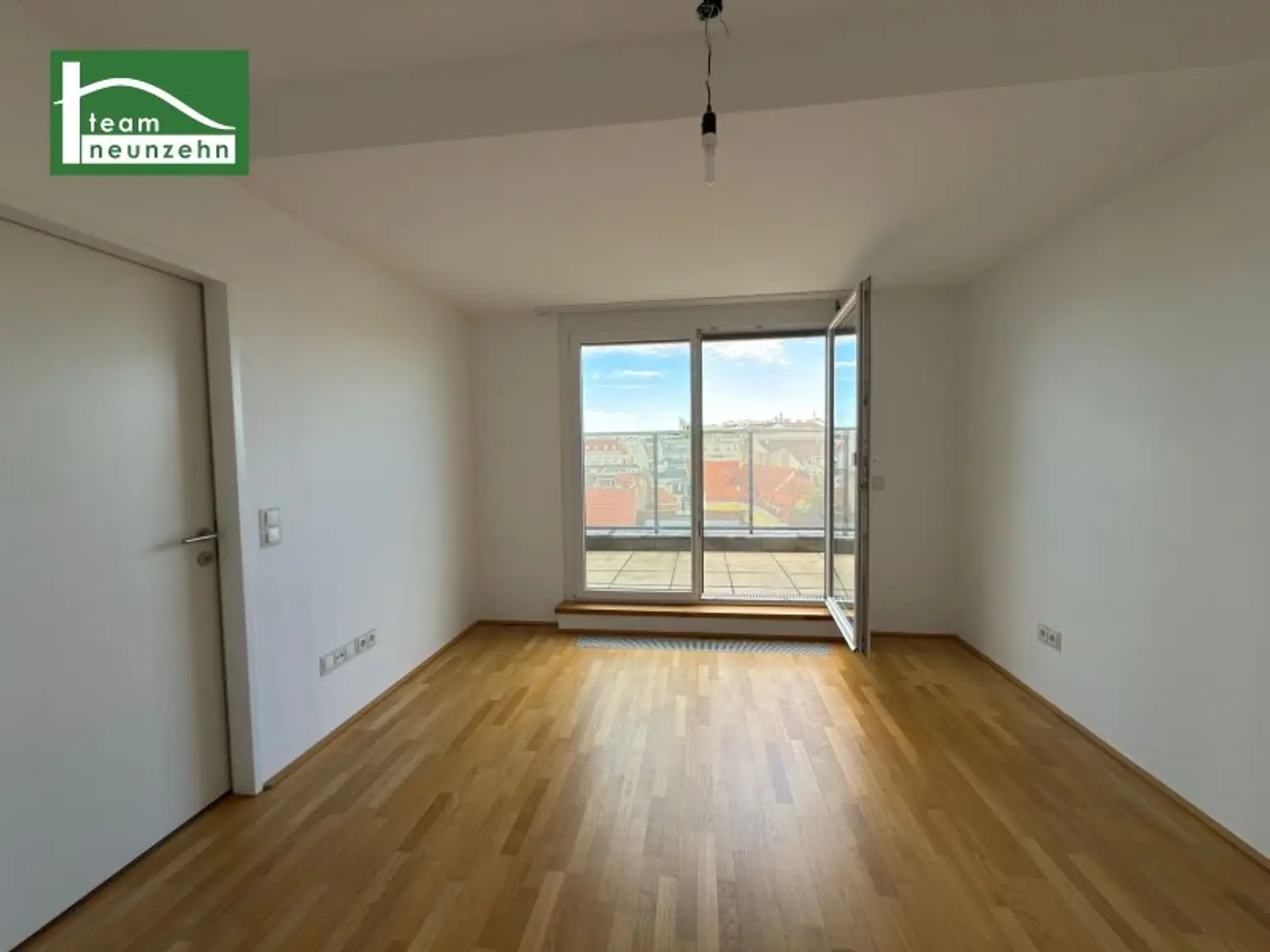 Exklusive 4-Zimmer-Wohnung in Bestlage beim Rochusmarkt ab sofort verfügbar *Inkl Küche*