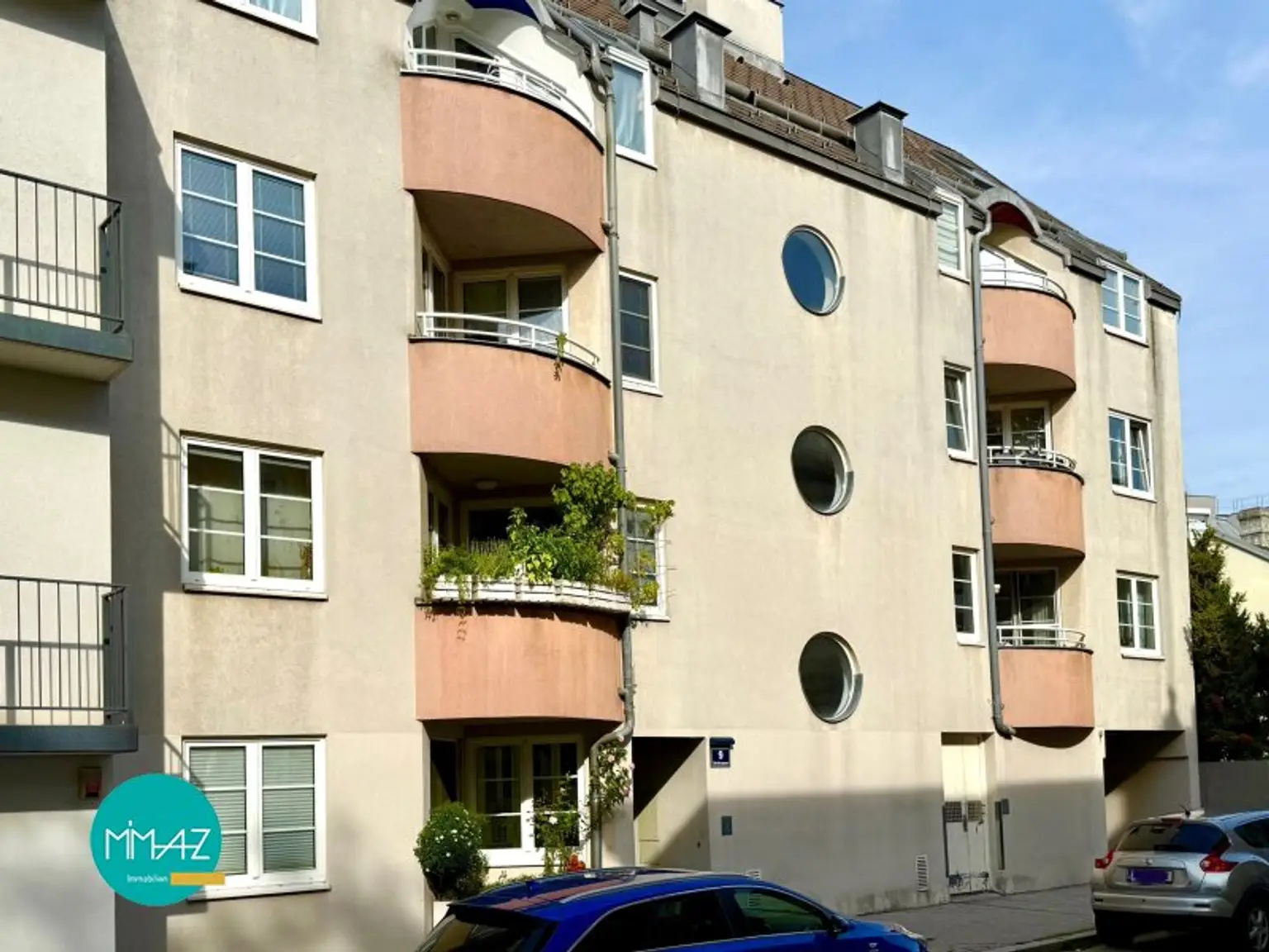 LOGGIA-LIVING! Mehr Wohnkomfort auf kompaktem Raum! 41m² Wohnglück mit Schrankraum & sonnigem Extra! Ab sofort beziehbar!