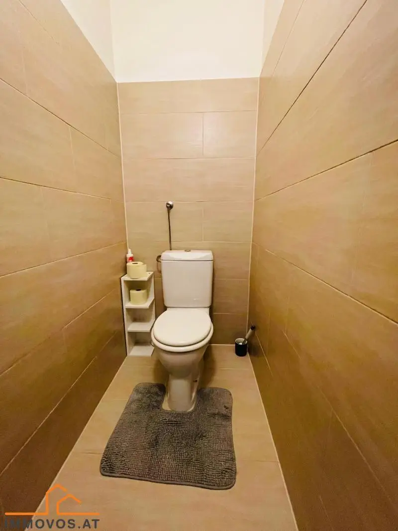 ***SEHR SCHÖNE BALKONWOHNUNG***