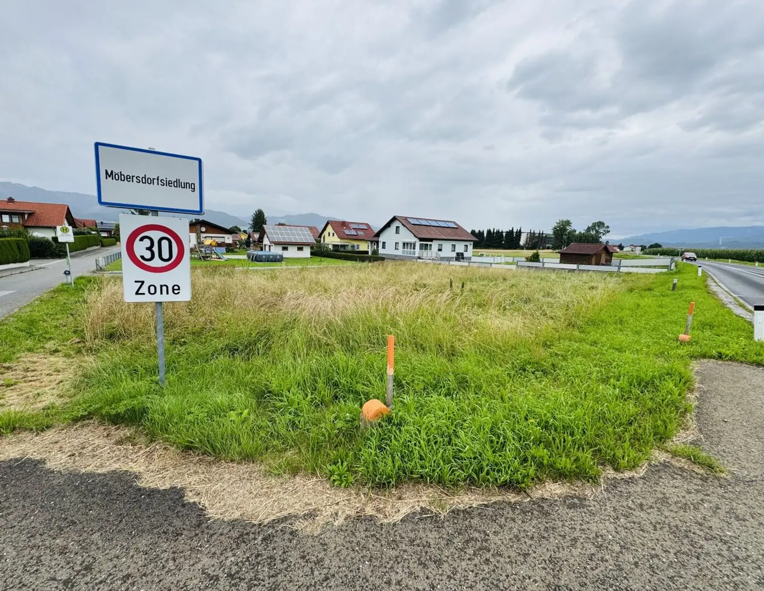 Weißkirchen: Baugrundstück in Siedlungslage - Möbersdorfsiedlung