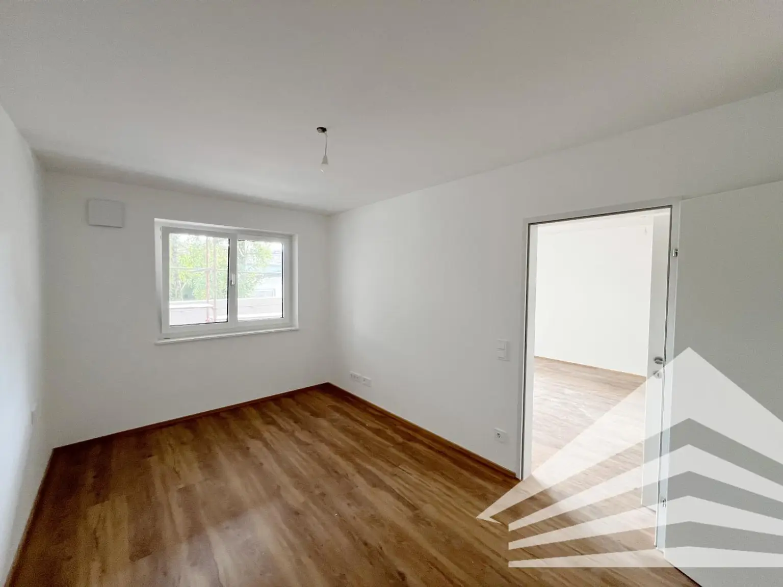 Perfekt aufgeteilte 2-Zimmer Wohnung mit großem Balkon in Puchenau!