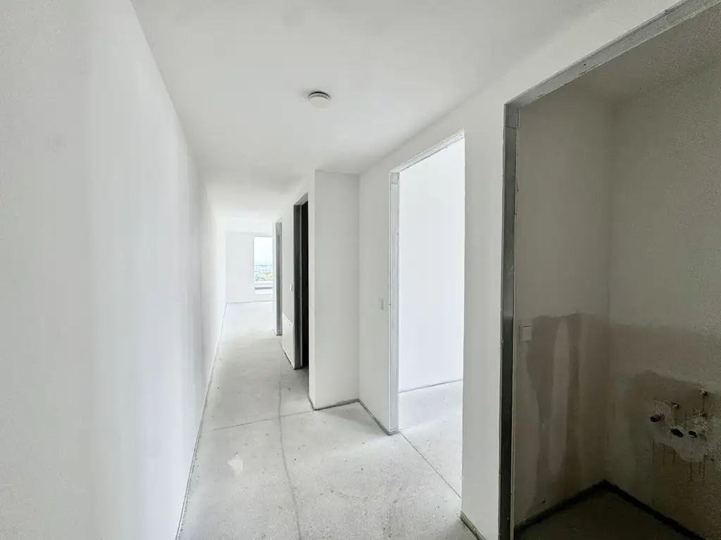 Sonnenpenthouse mit 90m2 Terrasse und Ausblick: Provisionsfrei - Wohnung + Büro mit luxuriöser Ausstattung