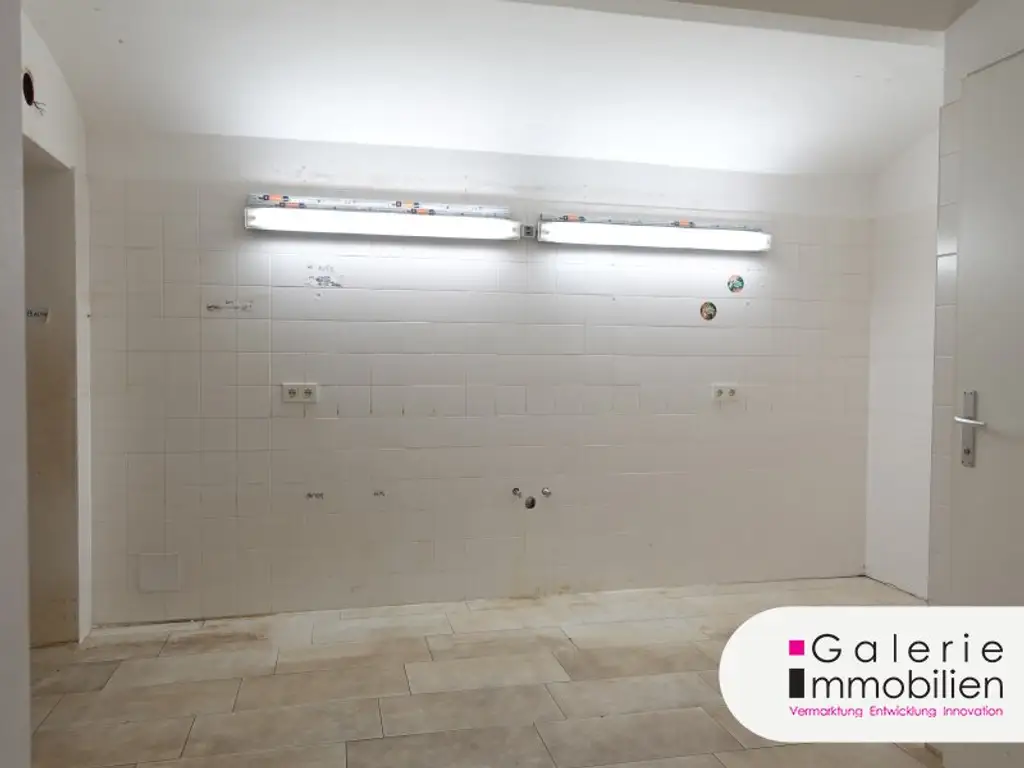 113m² Geschäftslokal/ Atelier mit Galerie an werbewirksamer Lage in Neubau !