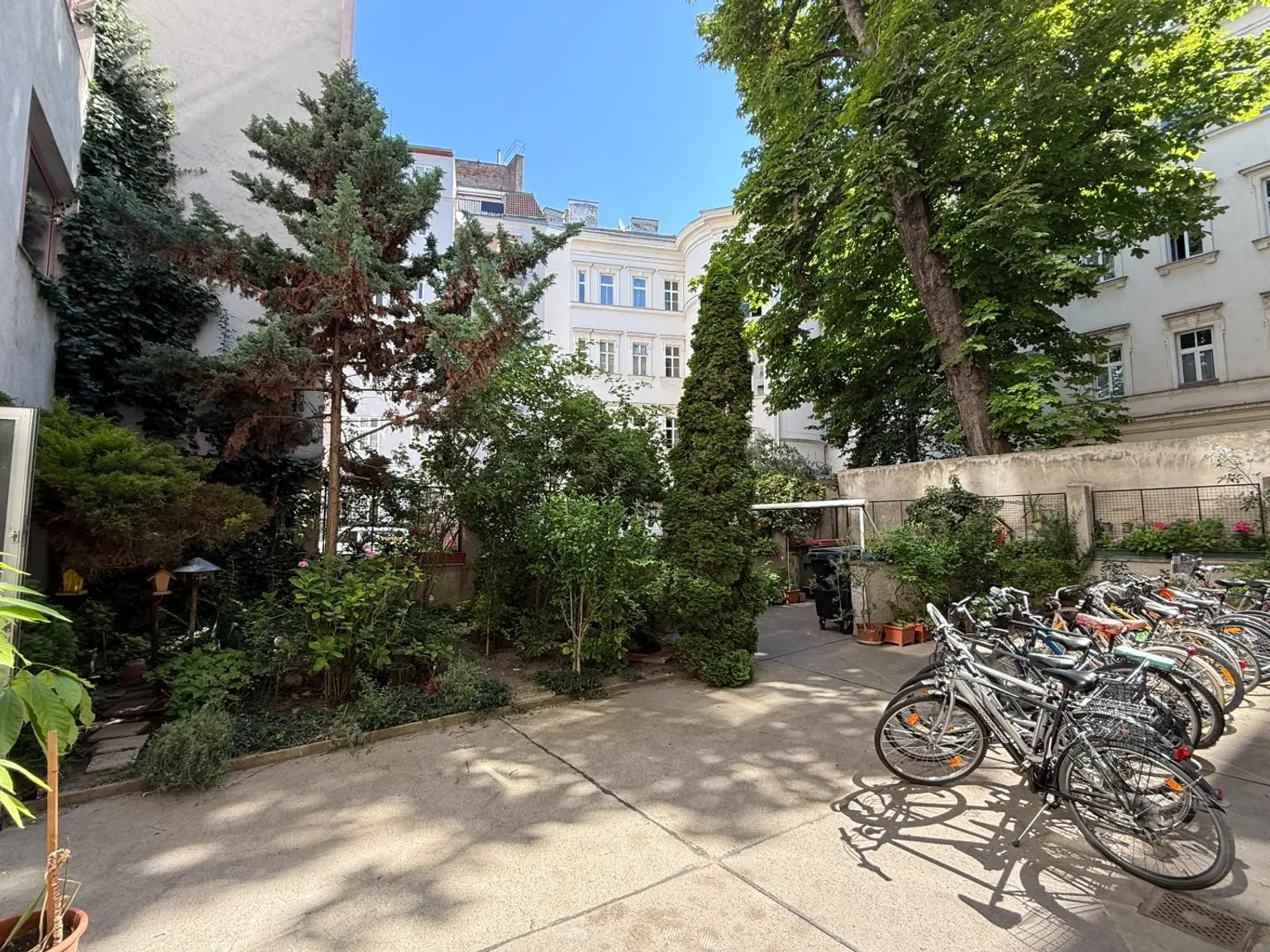 Geschäftslokal in zentraler Lage im 2. Bezirk – ideal für Ihr Kaffeehaus!