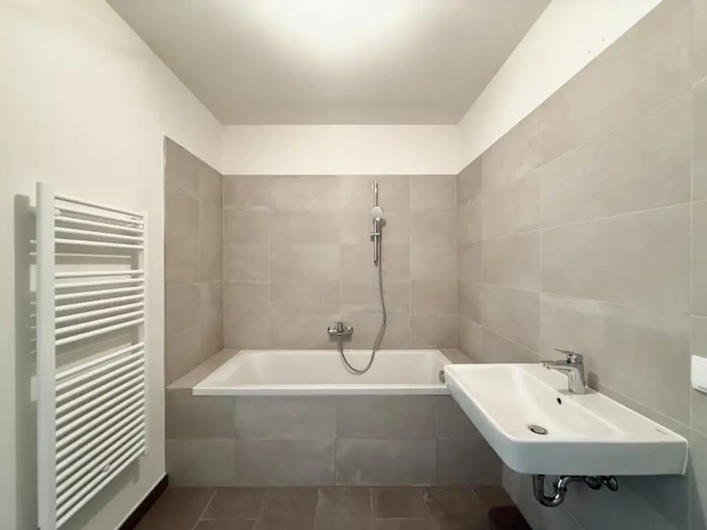 Schöne 2-Zimmer Wohnung mit en-suite Badezimmer! Exklusiver Neubau mit Erstbezug - PROVISIONSFREI